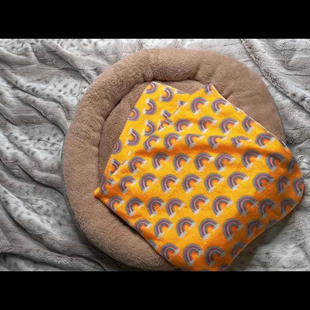 NEW~Random print~ Dog bed blanket,snuggle fleece blanket